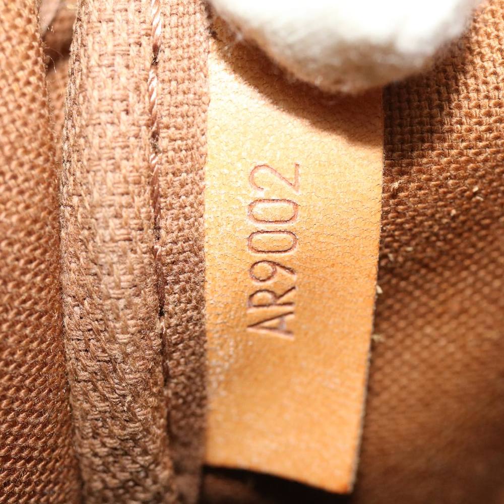 LOUIS VUITTON Monogram Saumur 30 Shoulder Bag M42256 LV Auth 29987 - Picture 11 of 16
